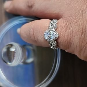 Lab created white topaz ring size 7